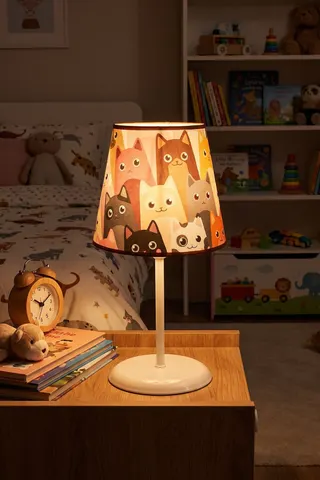 Çocuk Odası Kumaş Abajur Masa Lambası 13,5 cm Kahverengi Sevimli Kediler — 3. görsel