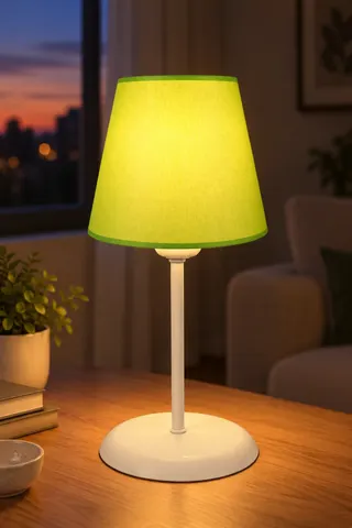 Metal Ayaklı Konik Kumaş Abajur Masa Lambası 20 cm Yeşil — 3. görsel