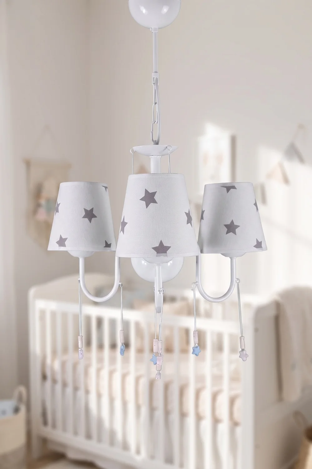 Bebek ve Çocuk Odası 3'lü Kumaş Başlıklı Avize Beyaz Gri Yıldız